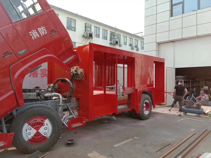 江蘇我公司給本地消防大隊改裝消防上裝系統2